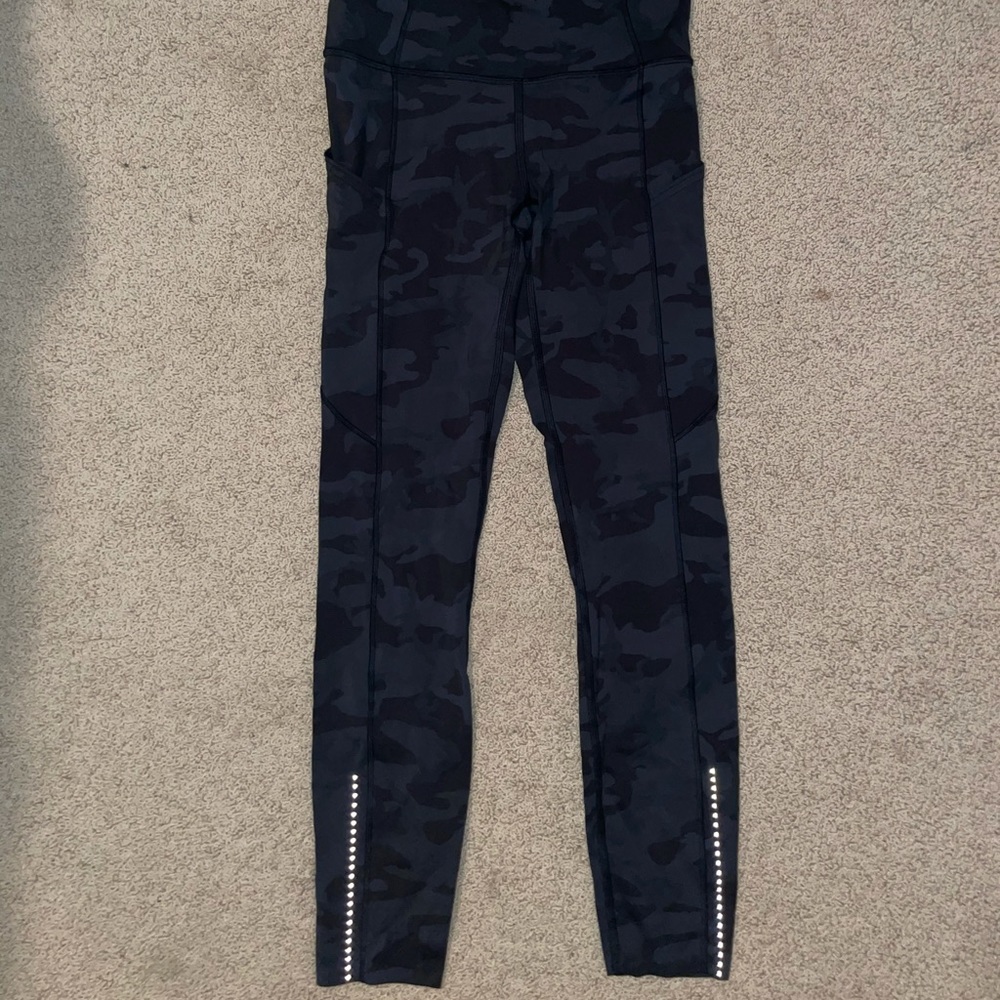 Lululemon 25” Fast & Free Camo Leggings Size 4